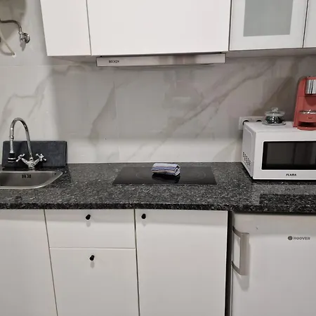 Alfama - Close To Everything * Lisbon